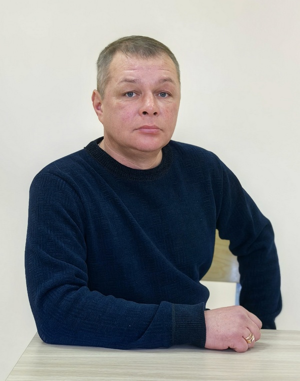 Луговской Евгений Николаевич.