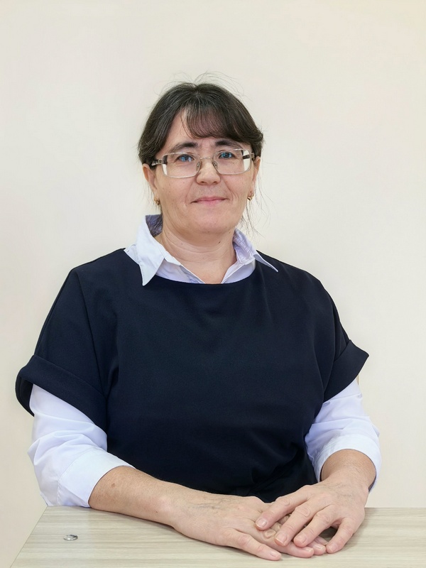 Синицына Елена Степановна.